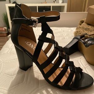 Black XOXO heels. Never worn. Size 8